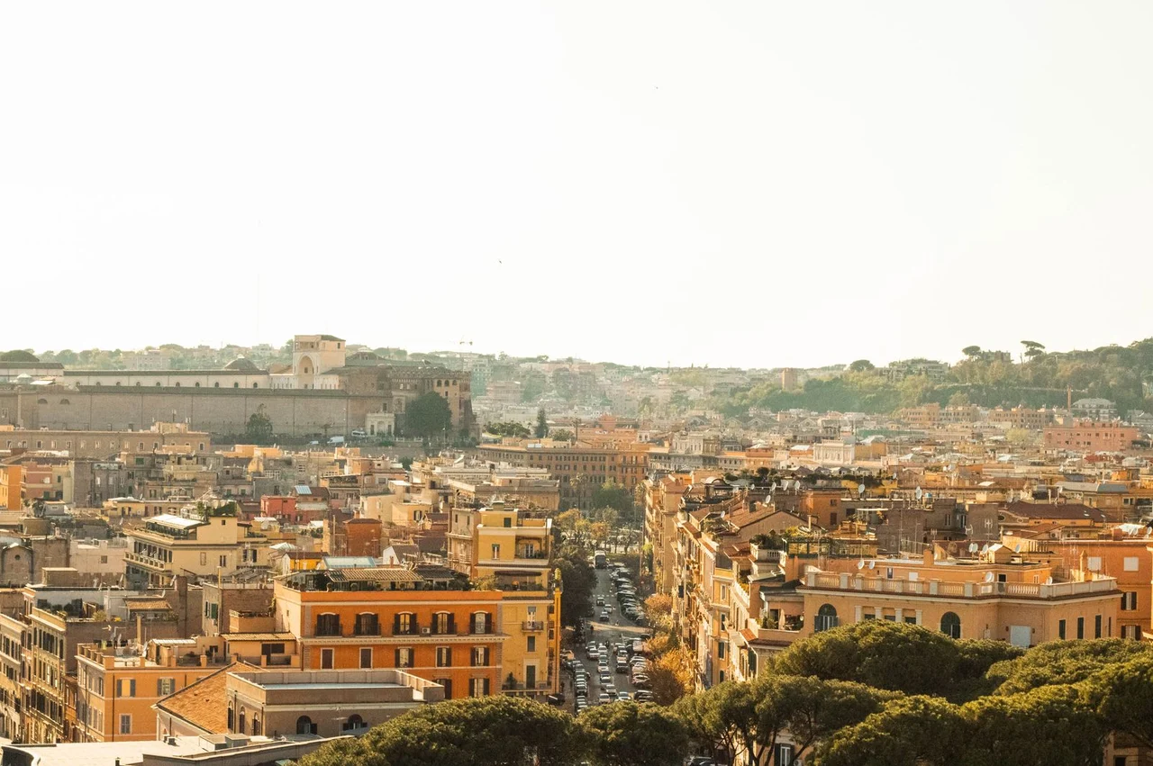 Italian citizenship 2026: how to get, ways, EU passport