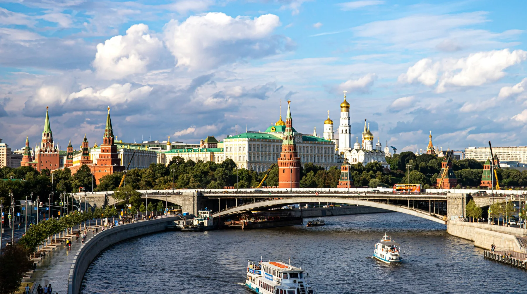 The Kremlin and the Moskva River