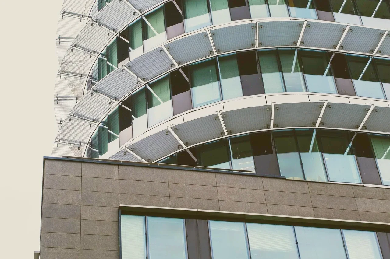 Cyprus permanent residence for commercial real estate: Option B under Regulation 6.2 in 2026