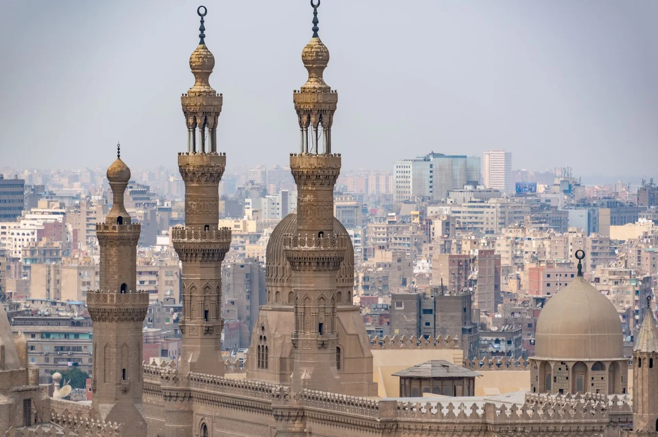 Taxes in Egypt 2026: rates for individuals and business, residency