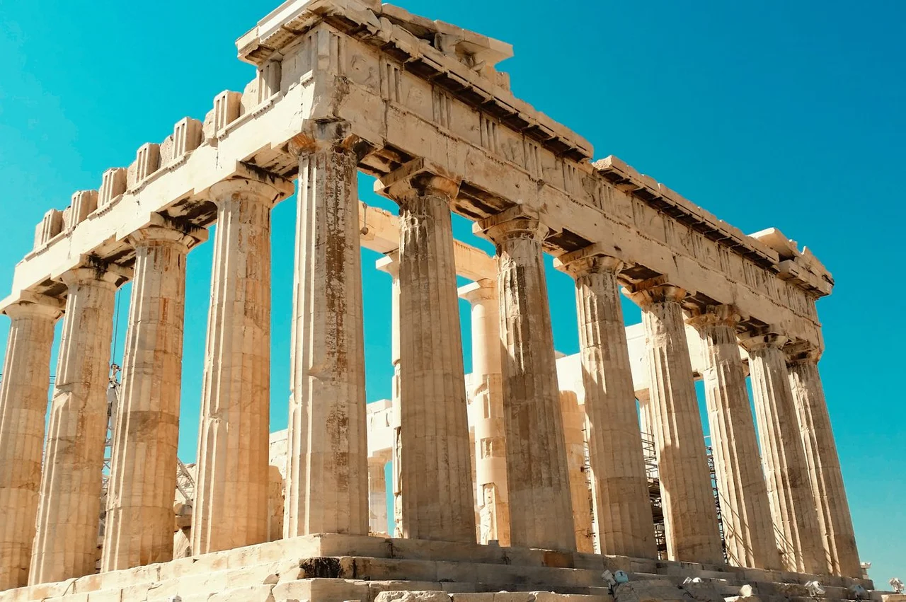 Greece Digital Nomad Visa 2026: remote work, income, taxes, residence permit