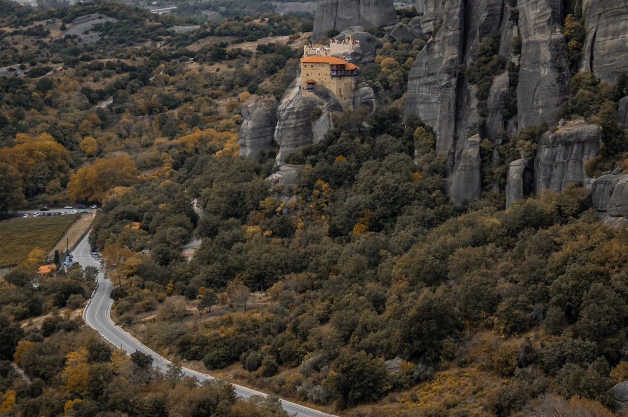 Tourism in Greece 2026: what to see - Athens, the islands, Meteora and the best season