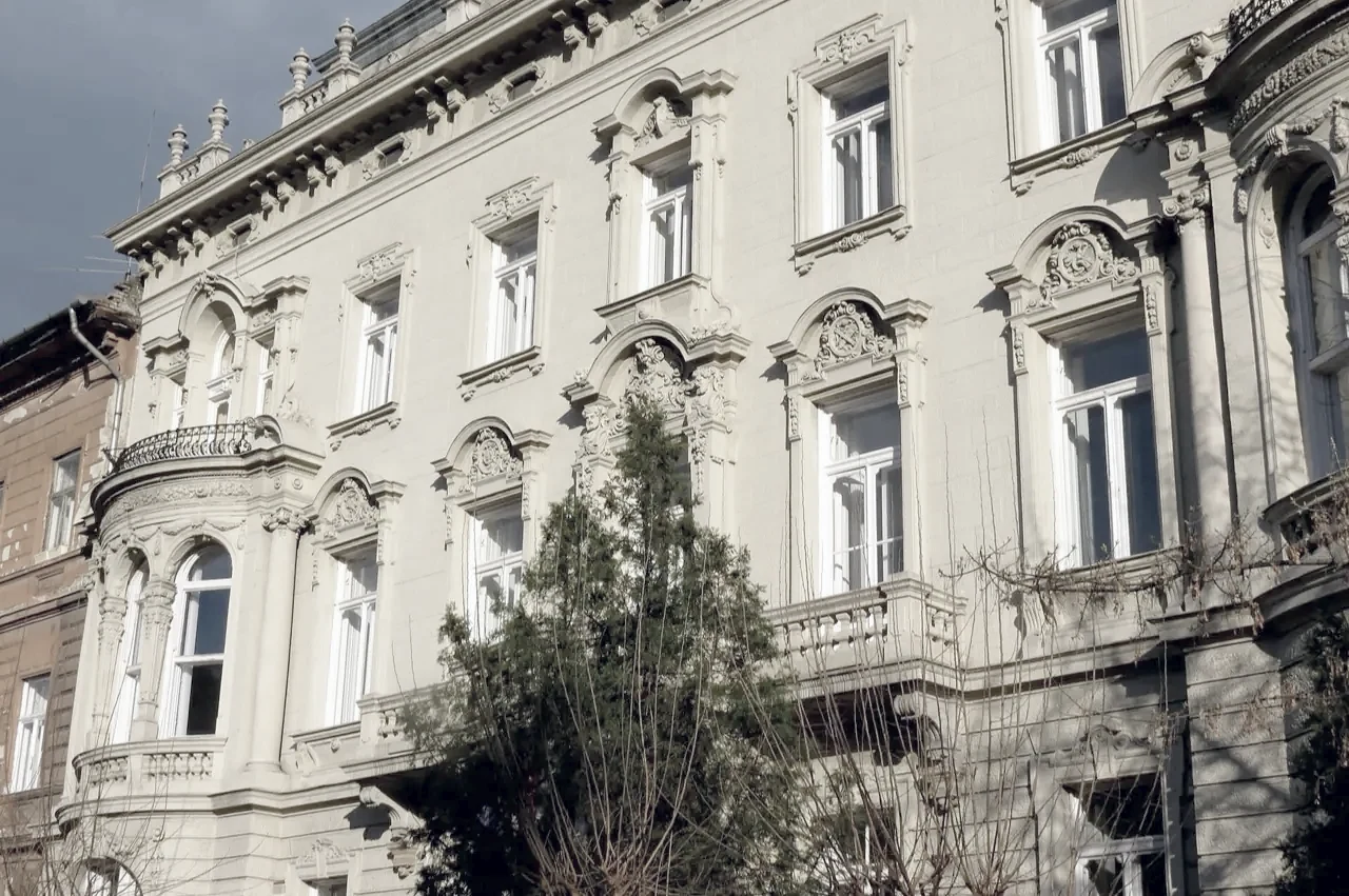 Hungary permanent residence in 2026: how to get it and how it differs from a residence permit