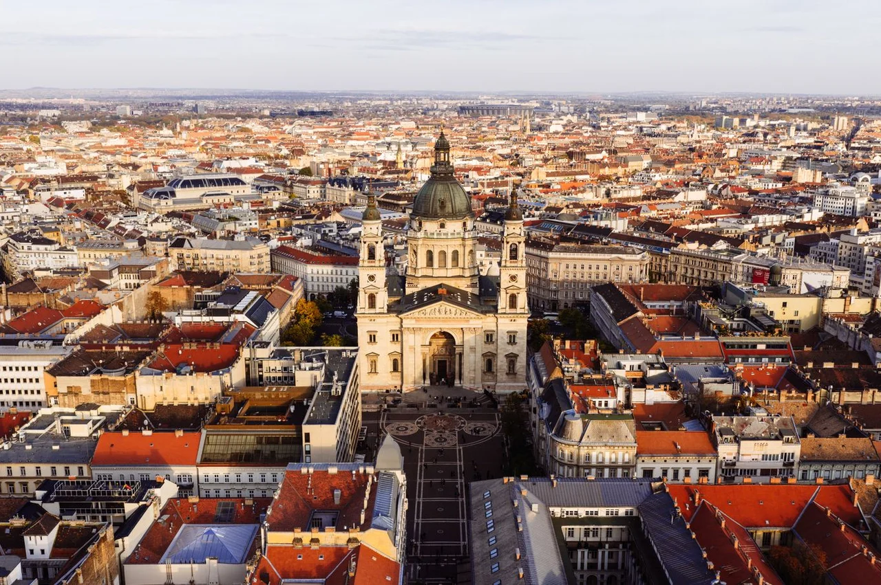 Real estate in Hungary: prices, buying as a foreigner, and the permit