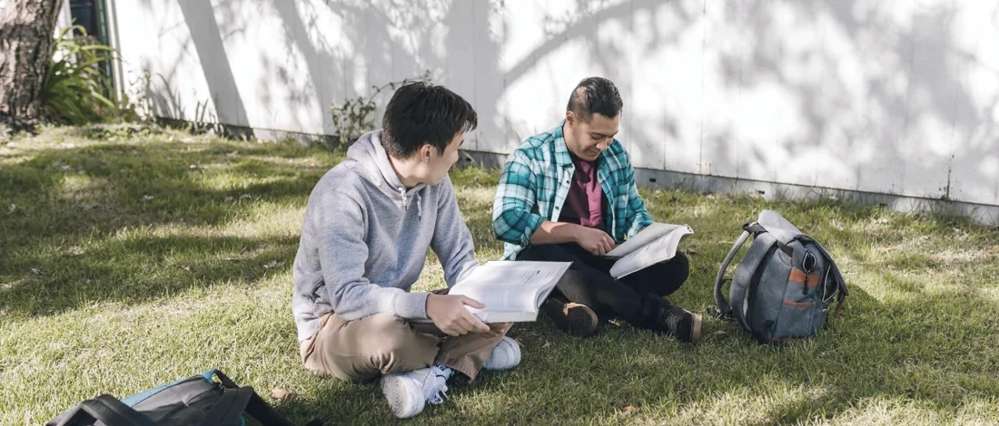 Students on a Hungarian university campus