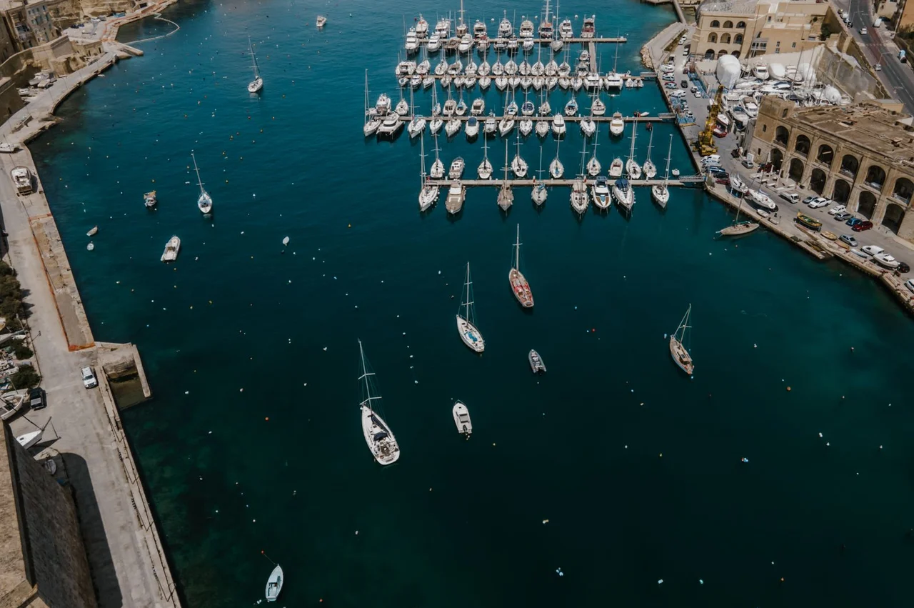 Yacht registration in Malta: the Maltese flag, VAT leasing, and commercial charter