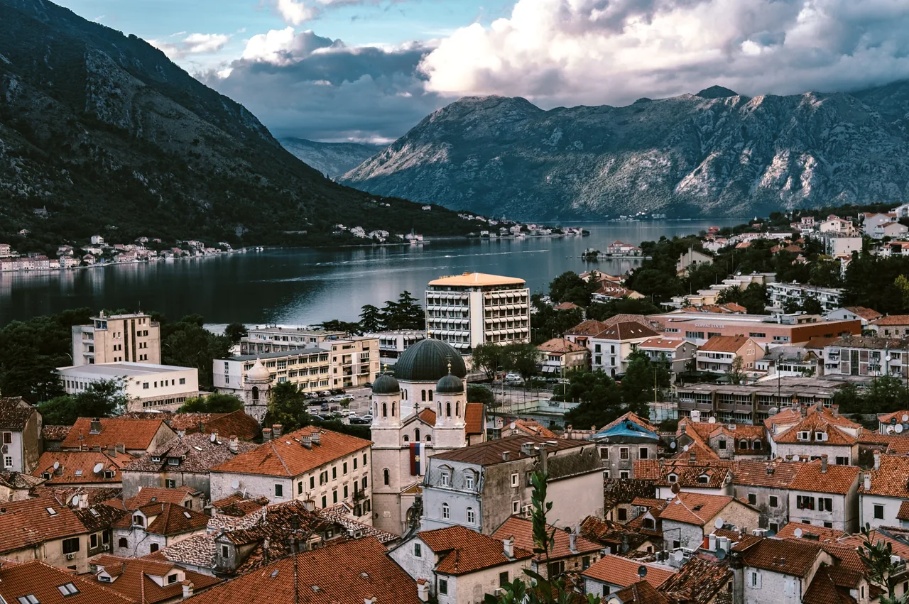 Montenegro visa for Russians from 1 November 2026: who needs it and how to apply