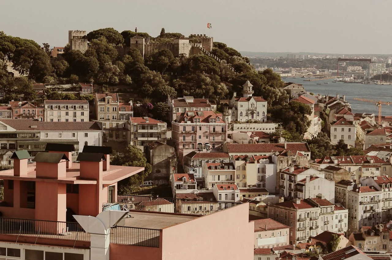 Portugal visa types in 2026: Schengen C and national visas D