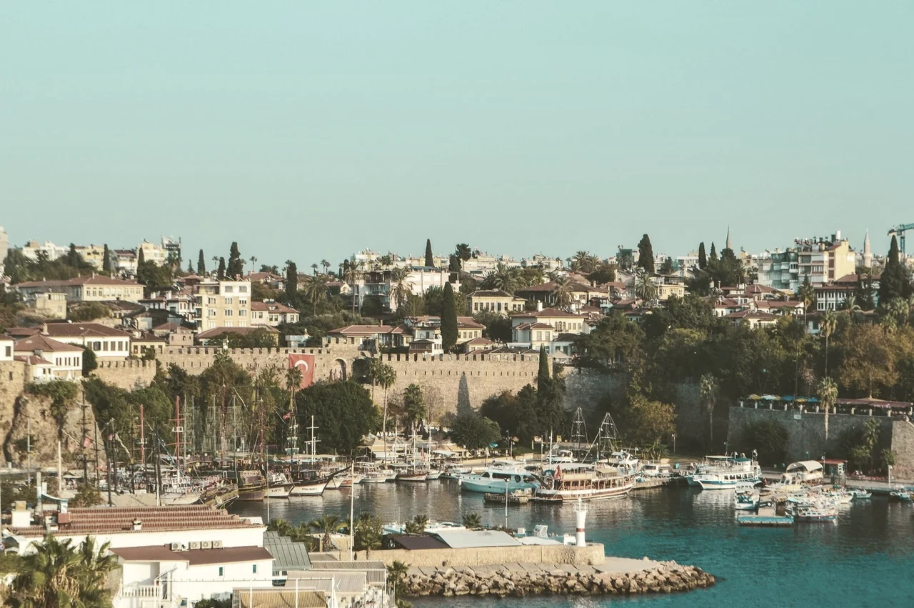 How much does a Turkey residence permit through property cost in 2026: the full budget