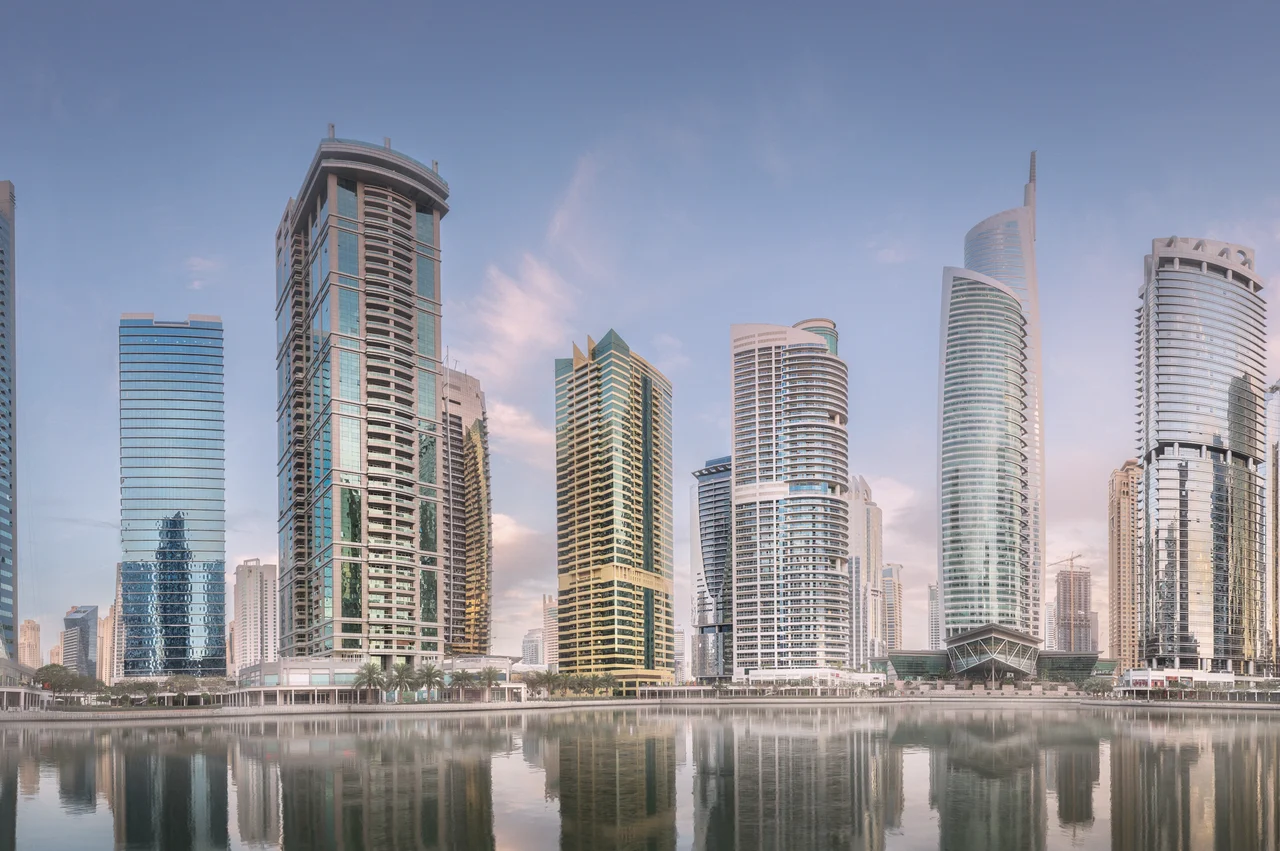Personal UAE bank account for non-residents: what is available and how to pass checks