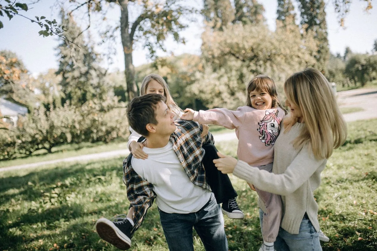 BRIDGES client story - How a Ukrainian Family Obtained Greek Residence Permit Directly Through Investment