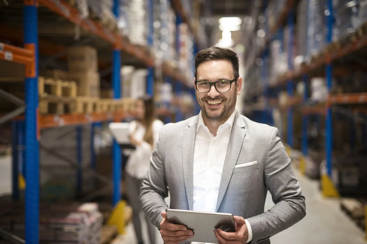 How to Obtain Hungarian Residence Permit through a Closed Class A Warehouse Fund without Direct Real Estate Purchase