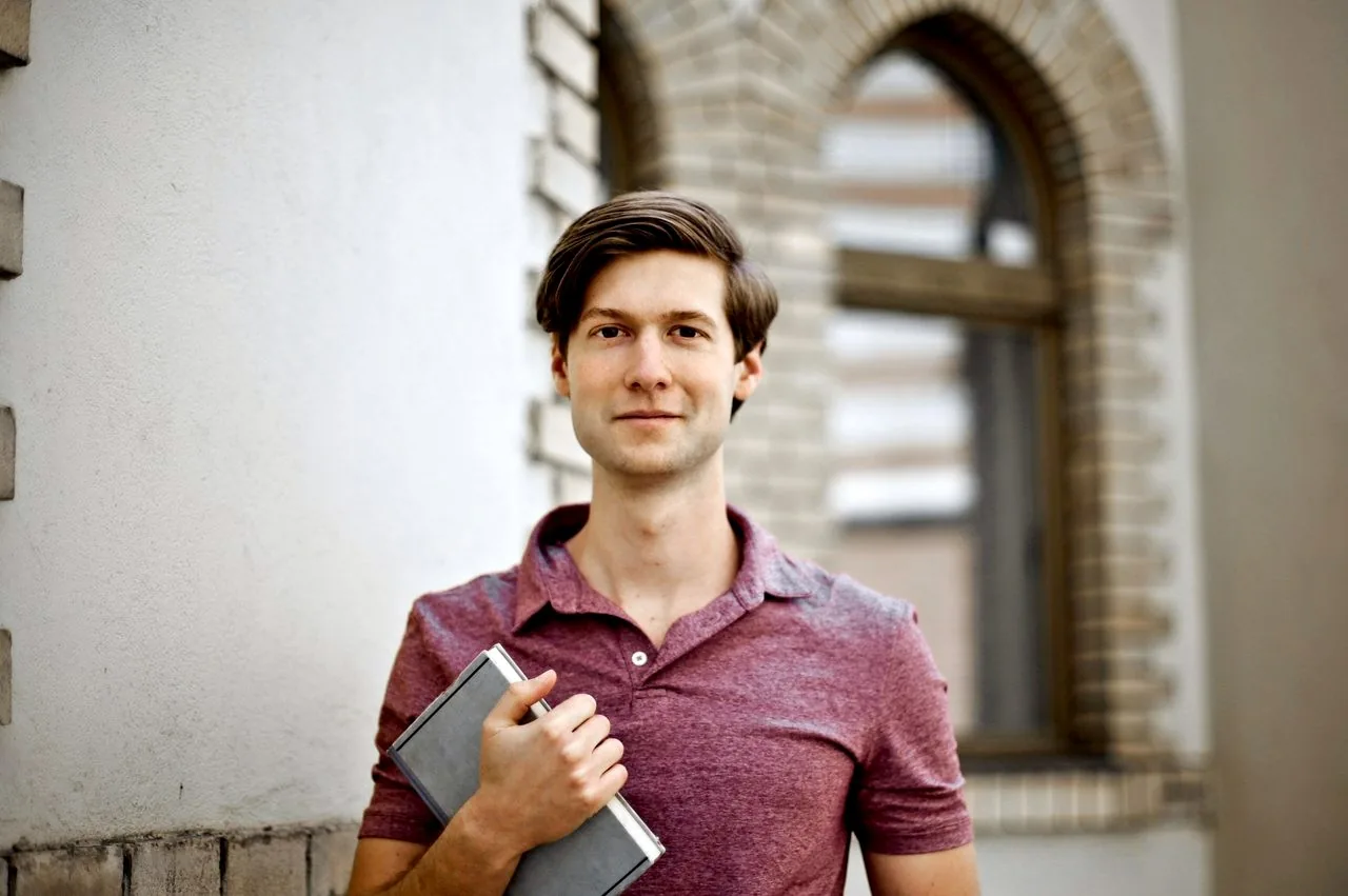 How a Student with an Expiring Study Visa Obtained EU Citizenship Instead of Renewal