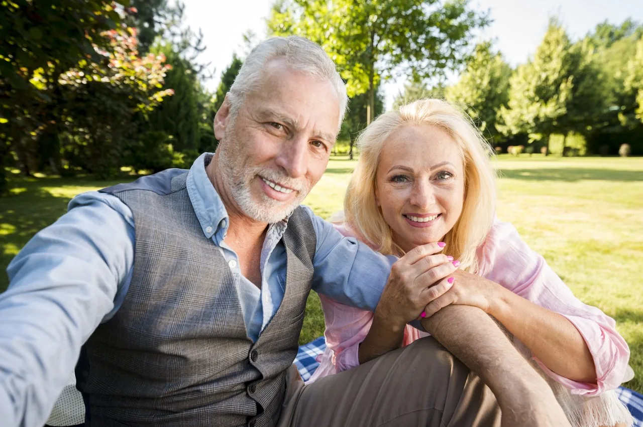 How an Elderly Couple Obtained Malta Permanent Residence without Active Income and with Age-Appropriate Insurance