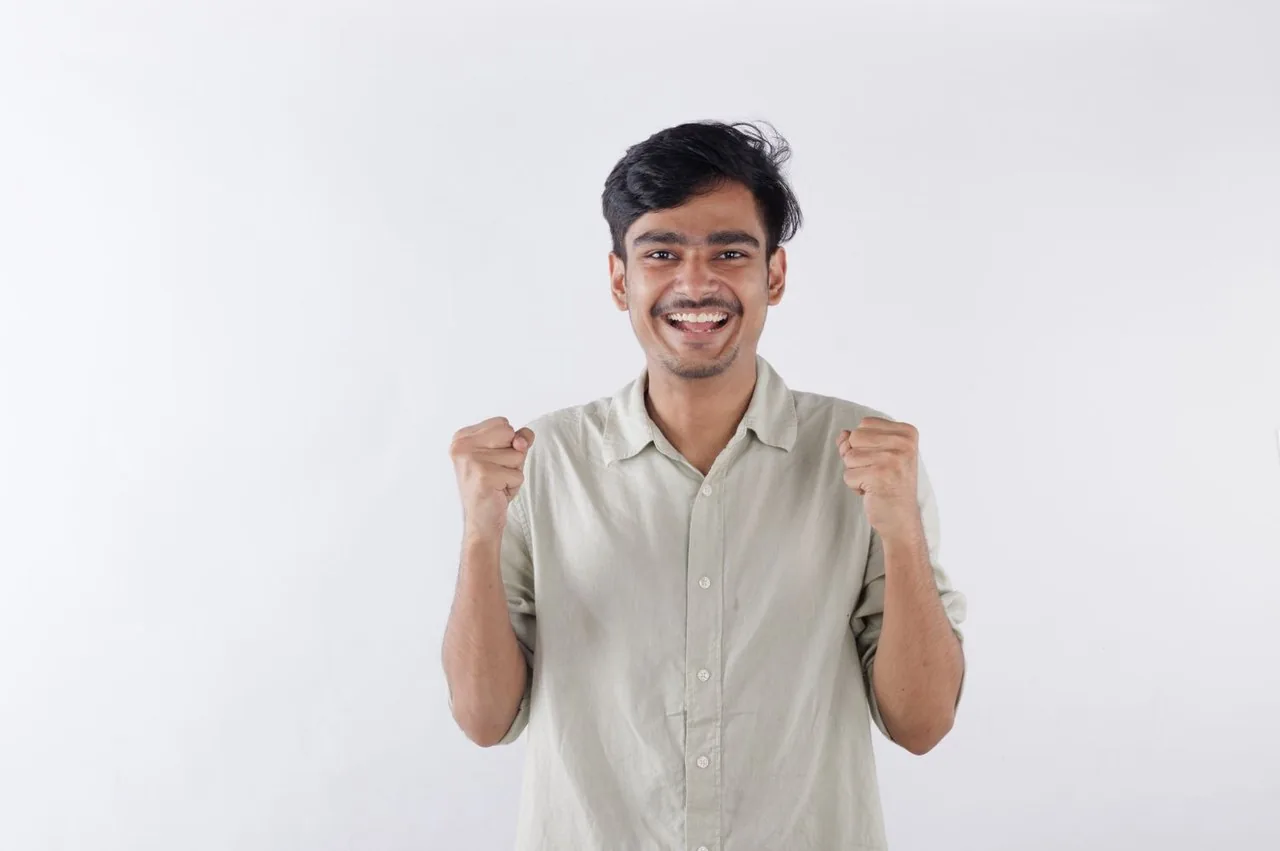 BRIDGES client story - How an 18-Year-Old Student Obtained Saint Kitts Citizenship as an Independent Applicant