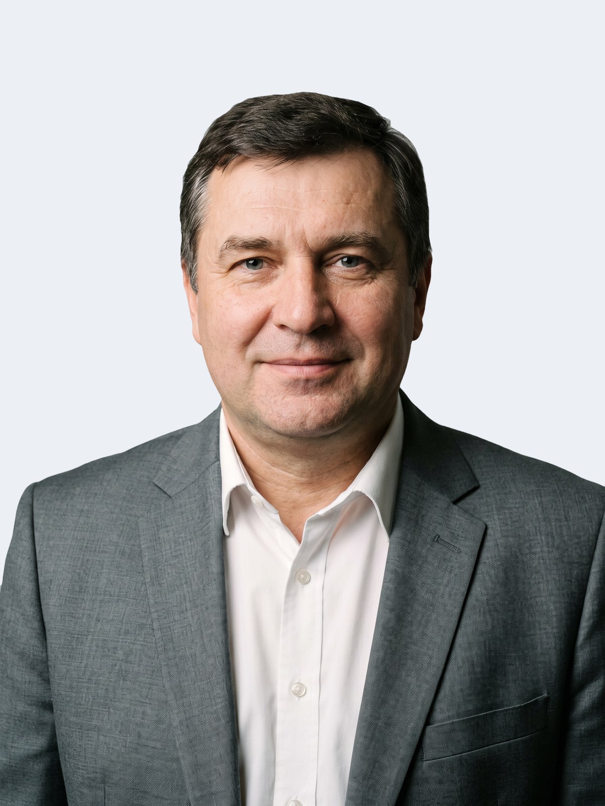Robert Haas, Corporate Lawyer, BRIDGES